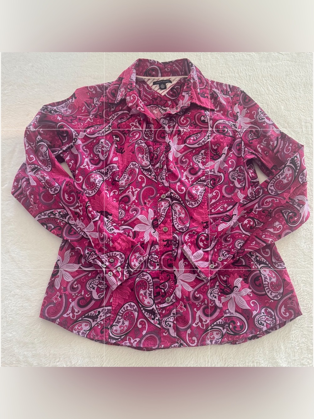 Tommy Hilfiger Women’s Medium Pink Paisley Button Down Shirt